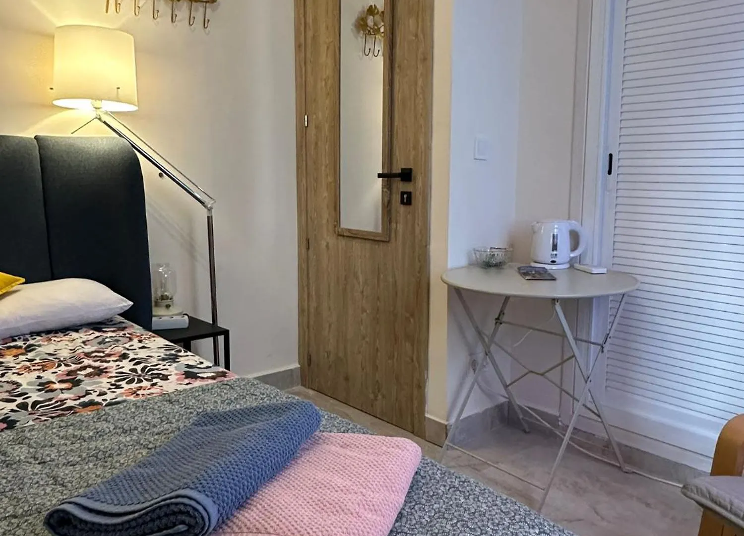 Peaceful Little Bedroom - Shared Home With 2 Cats Malaga